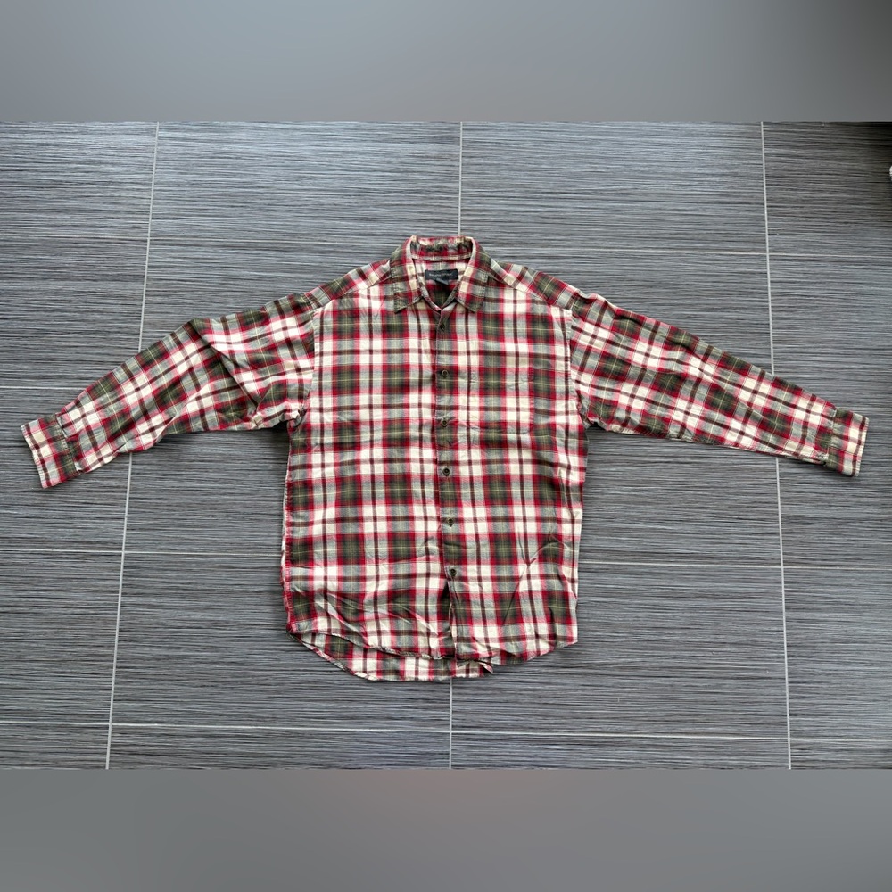 Banana Republic Red and Green Plaid Men's Shirt size large